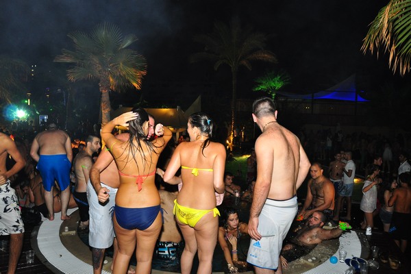 Foam Party Wet Night 2 - Part 1